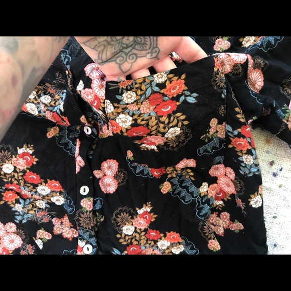 Forever 21 Floral Kimono Print Crop Top - Picture 6 of 9